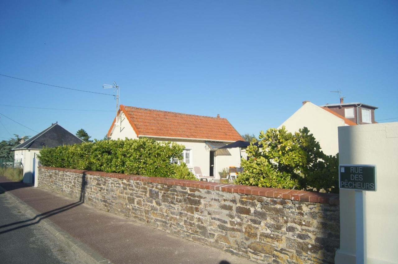 Le Petit Logis De Barneville Plage Wc Exterieur Luaran gambar